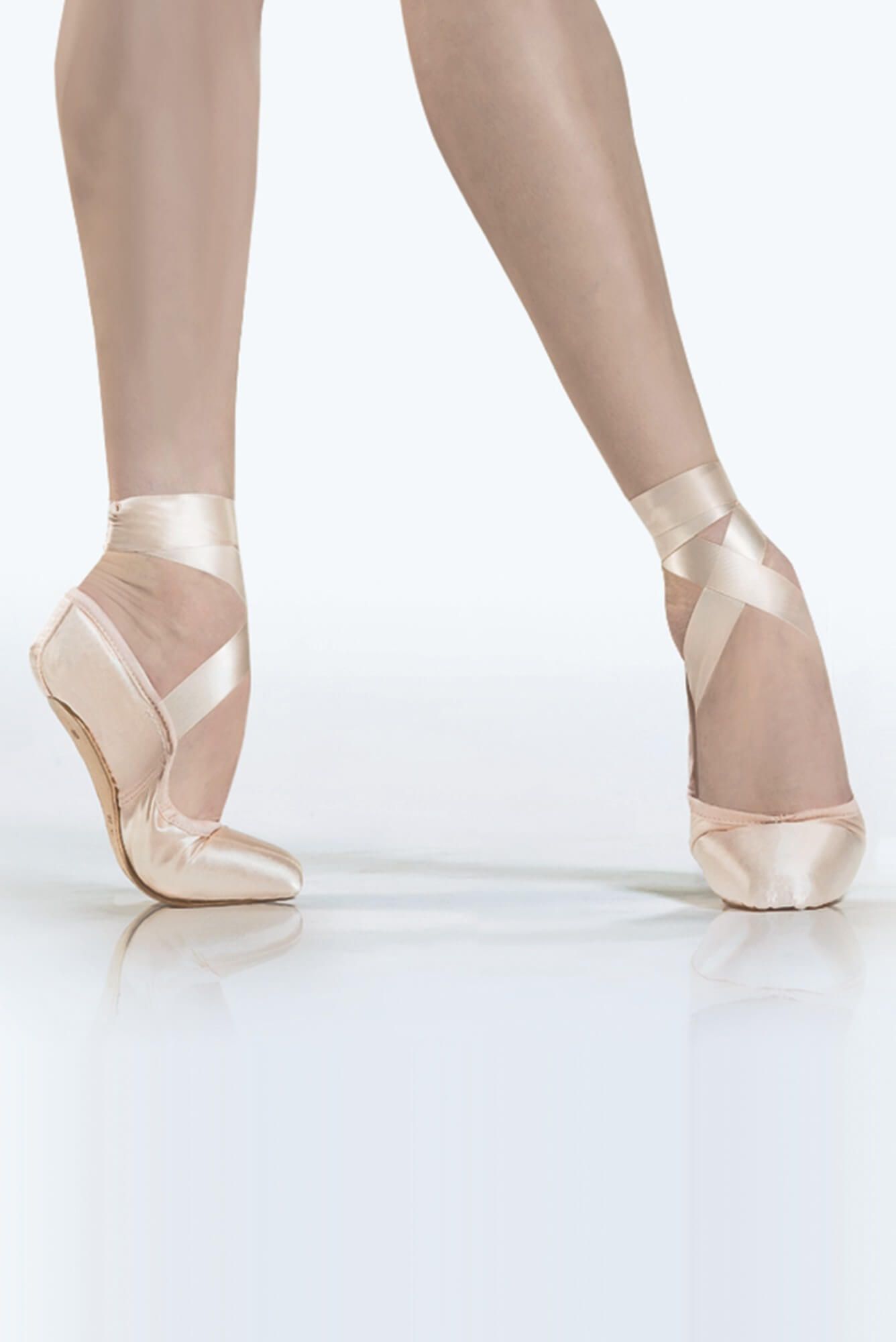 Pointes Wear Moi Square Soft – Balletto Dance Shop  Le point, Danseuse  professionnelle, Danseuse classique